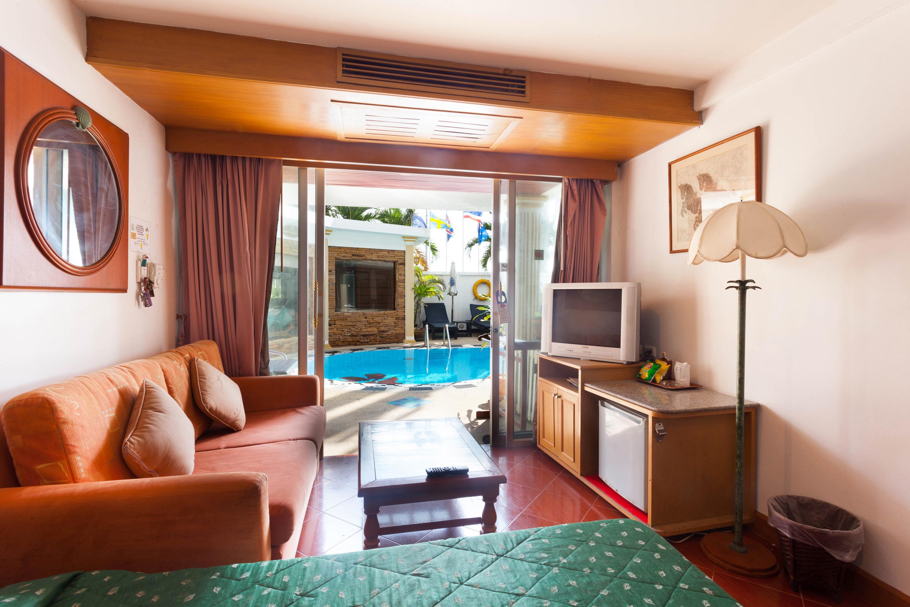 The Orchid Hotel Kalim Bay Patong Extérieur photo