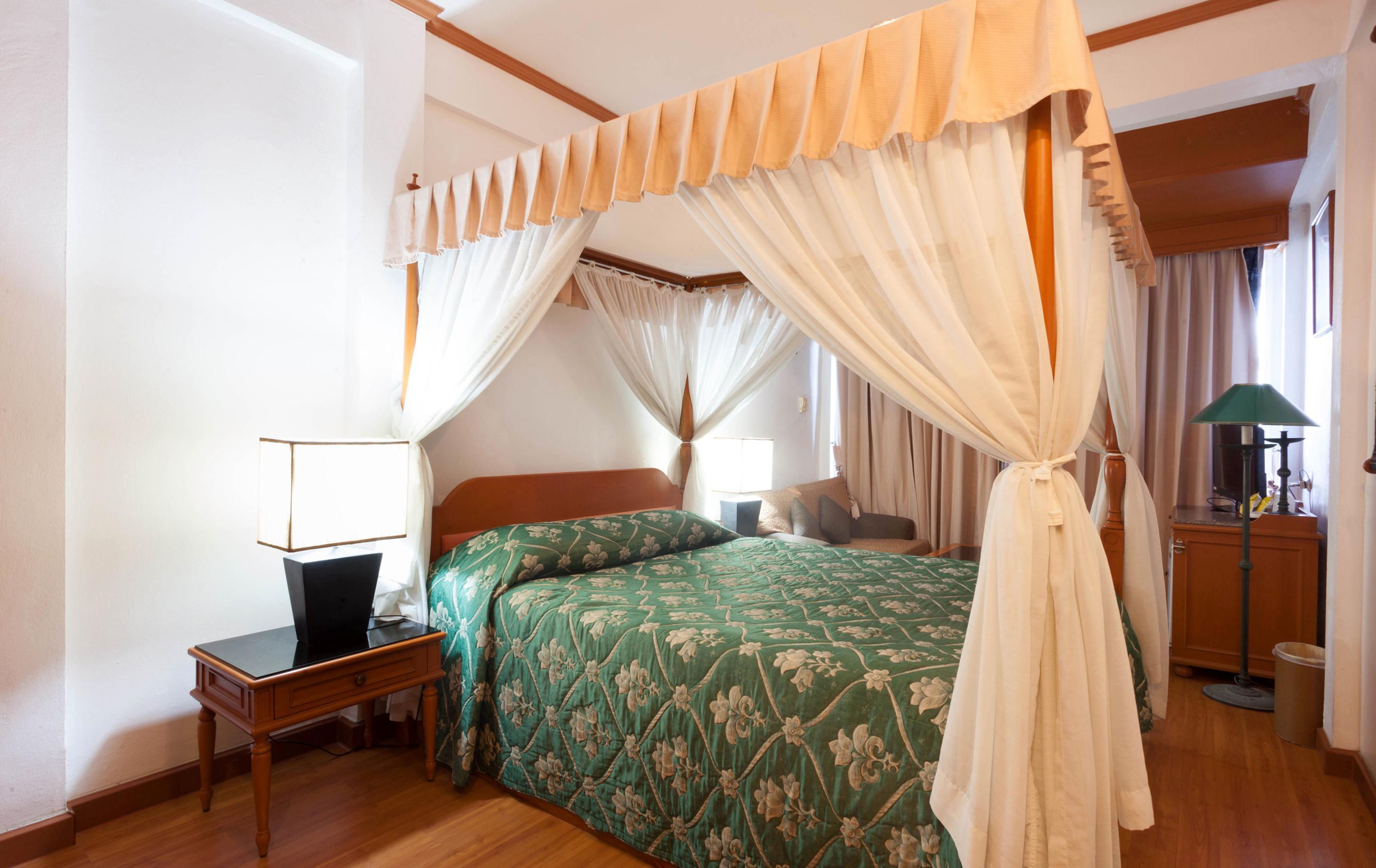 The Orchid Hotel Kalim Bay Patong Extérieur photo