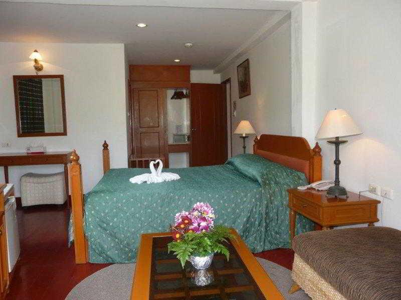 The Orchid Hotel Kalim Bay Patong Extérieur photo